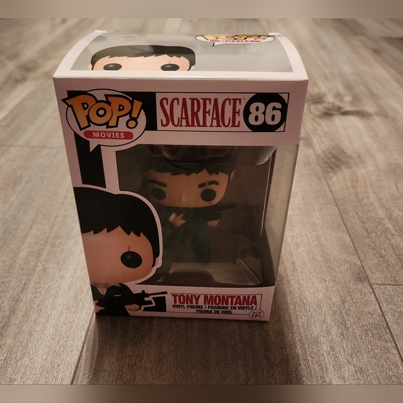 (VAULTED!) Tony Montana Funko Pop (86) - Picture 6 of 9